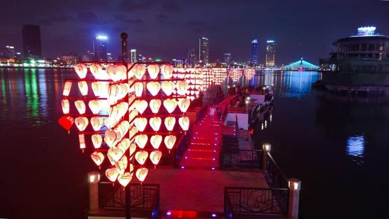 Cầu tình yêu Đà Nẵng