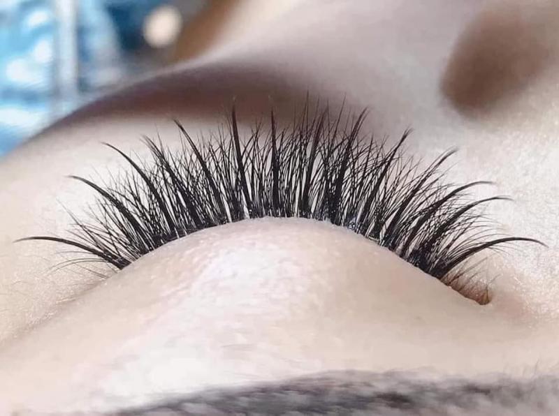 Tại Nối Mi Đẹp Quận Bình Tân có đa dạng các kỹ thuật nối mi như: Mi calssic, mi volume 2-3Dmi, mi volume 3-4D, mi volume 5-6D; Mikatun