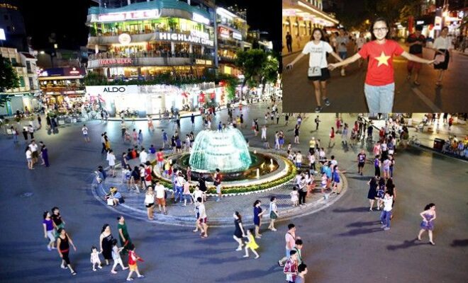 Phố đi bộ là nơi gặp gỡ, vui chơi, giải trí của giới trẻ Hà thành